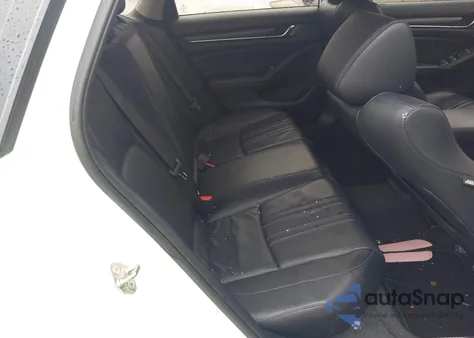 2018 Honda Accord Ex-L из США, поврежденный, VIN 1HGCV1F55JA141862